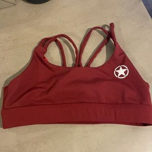 Raspberry savage knotty back sports bra